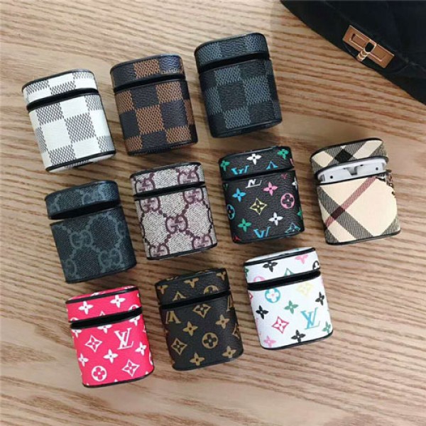 ルイヴィトン Gucci コラボ ブランド 革製 AirPods 3/2/1/pro2ケース レザー製 LV グッチ 紛失防止 カラビナ付き Burberry/バーバリー 人気 エアーポッズプロ2/3収納ケース Airpods 1/2/3世代ケース 保護性 携帯便利 メンズ レディーズ