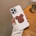 KAWS ルイヴィトン コラボ iphone se第三世代/13/13 pro/13 pro maxケース 芸能人愛用 ins風 カウズ ハイブランド LV モノグラム 熊柄 ジャケット型 アイフォン13/12/11/x/xs/xr/8/7カバー ファッション 激安 かわいい 2022 高級 人気 メンズ レディーズ