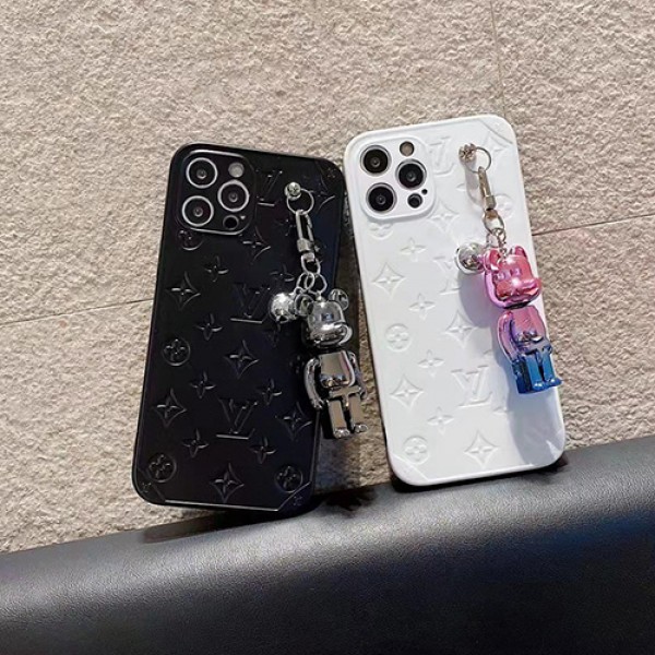 LV KAWS ブランド iphone 13/13 pro/13 pro max/13 miniケース ジャケット型 ルイ・ヴィトン カウズ 個性ペンダント BE@RBRICK ジャケット アイフォン13/12/11/x/8/7スマホケース ファッション メンズ レディース