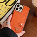 Prada プラダ全機種対応 ブランドiphone15pro maxケース かわいい 激安iphone 15 plusケース ビジネス ストラップ付きレディース ins風 iphone 15 proケース 韓国風 おまけつき人気 アイフォン15プロ ケース 高級