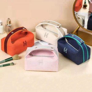 HERMES エルメス 化粧品ポーチ ブ...