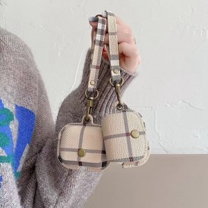 burberry バーバリーAirpod...