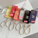 Chanel/シャネル ブランド iPhone 14/14 Pro/14 Pro Maxケース インスタ風 ジュエリー風 キラキラ ストラップ付き モノグラム柄 セレブ愛用 ジャケット 激安 アイフォン14/13/12/11カバー 大人気 メンズ レディース