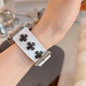 Chrome Hearts クロムハーツ ブランド Apple Watch 8/se2/ultra/7バンド 経典風 モノグラム レザー製 黒白色 アップル ウォッチ8/ULTRA/7/SE2/6/5/4/3/2ベルド 腕時計用 ファッション 芸能人愛用 メンズ レディース