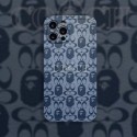 Bape x Coach ブランド コラボ iphone13/13 pro/13mini/13 pro maxケース ジャケット型 コーチ AAPE 猿頭 アイフォン13/13プロ/13ミニ携帯カバー シンプル風 耐衝撃カバー メンズ レディース