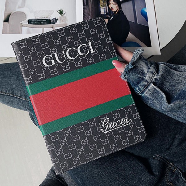 グッチ ipad mini 1/2/3/5/4/6ケース ハイブランド 保護 ipad 2/3/4/5/6/7/8/9ケース GUCCI アイパッド プロ 2020/2021 11/12.9インチケース 激安 スタンド機能 ipad air4 8/7 proカバー 高級 ファッション メンズ レディーズ