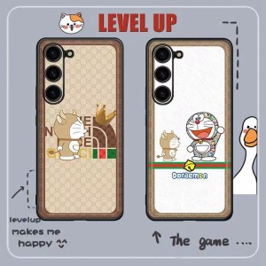 Gucci/The North Face...