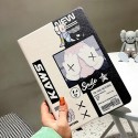 Kaws/カウズ ブランド ipad 10/mini 6/9/pro 2022/air 5ケース お洒落 アイポッド ミニ 6/10カバー 手帳型 第 9/8/7世代 KAWS キャラクター風 ipad air4/3/2カバー 11/12.9inches スタンド付き 潮流 芸能人愛用 メンズ レディーズ 