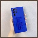 Kaws カウズ Be@rbrick ベアブリック ブランド Galaxy S23/S23 Plus/S23 Ultraケース 激安 スタンド機能 熊柄 モノグラム iPhone 14/14 Pro/14 Pro Max/13/12/11スマホケース tpu ジャケット型 ギャラクシーs23/s23プラス/s23ウルトラ/S22/S21/S20/S10/Note20/Note10カバー 芸能人愛用 メンズ レディース