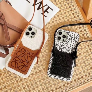 LOEWE ブラント iphone 14...