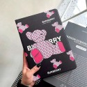 Burberry/バーバリー ブランド ipad 10/pro2022/air5/mini 6/9ケース モノグラム 熊柄 ぬいぐるみ風 アイポッド10/プロ2022/エアー5/ミニ 6/4/3/2カバー 手帳型 第10世代 キャラクター 全機種対応 スタンド付き 芸能人愛用 メンズ レディーズ