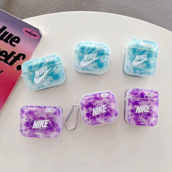 NIKE/ナイキ ブランド Airpods 3/pro2ケース かわいい クリア スウッシュ柄 モノグラム カラビナ付き 保護 エアーポッズ 3/プロ2/2/1カバー 便利 第3/2/1世代 ハイブランド 落下防止 軽量 紛失防止 メンズ レディース