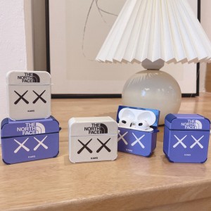 KAWS THE NORTH FACE ...