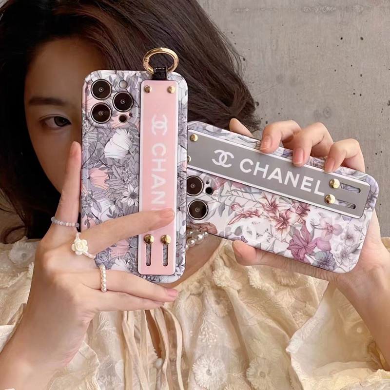 Chanel シャネル ハイブランド iPhone14/14 Plus/14 Pro Maxケース  オシャレ 花 ハンドバンド付 リング付き ジャケット型 モノグラム