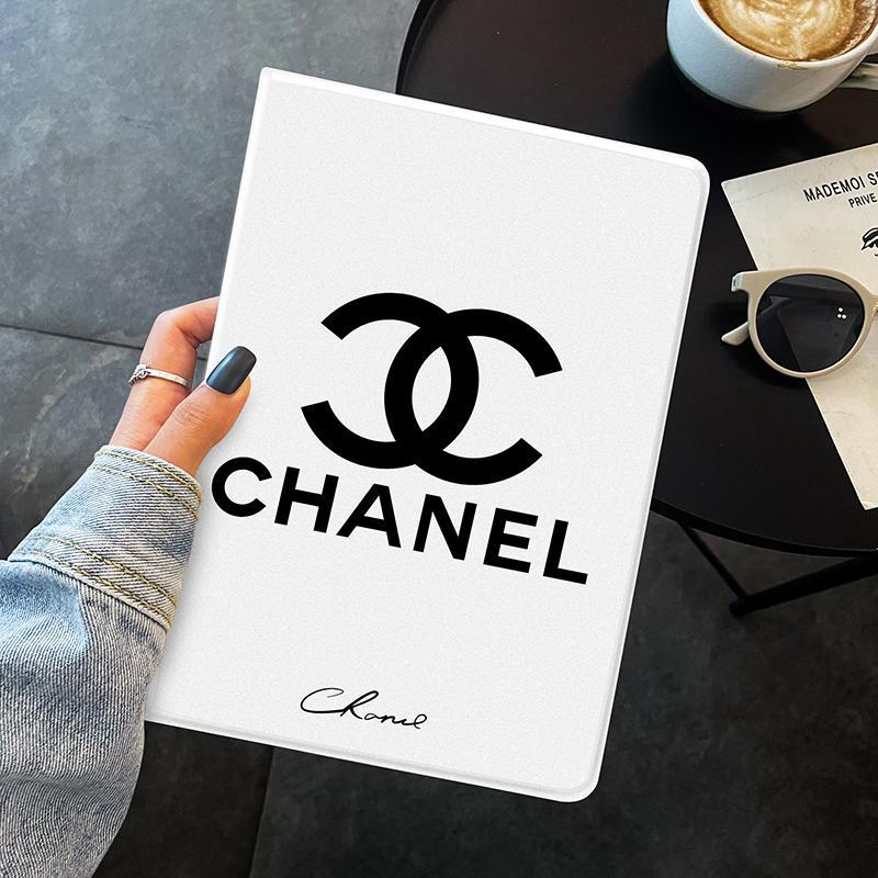 Chanel ブランド アイポッドミニ6/10カバー 手帳型 第9世代 セレブ愛用 スタンド 男女通用