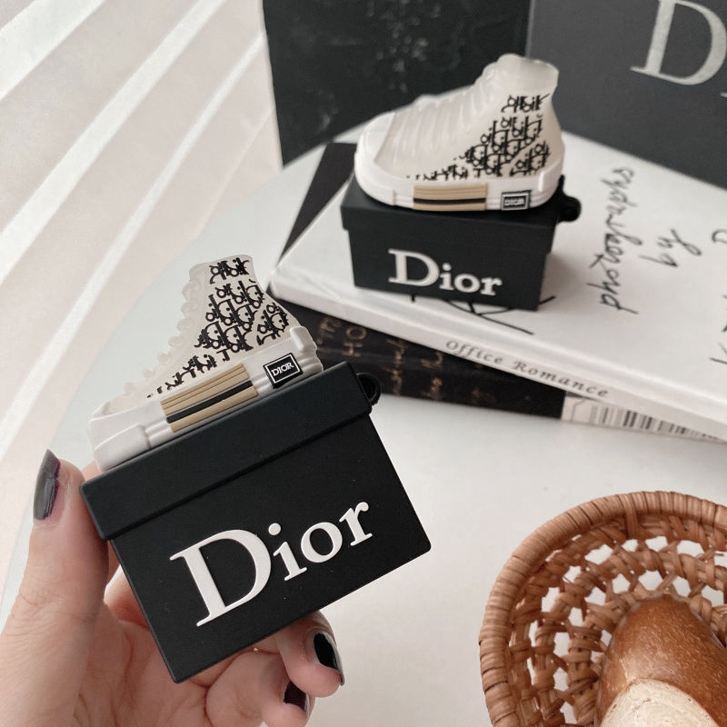 DIOR ブランド AirPods 3/Pro2ケース おしゃれ キャンバス シューズ ディオール 贅沢 紛失防止 第3世代 カラビナ付 エアーポッズ3/プロ2カバー シリコン 収納 便利 保護 レディース