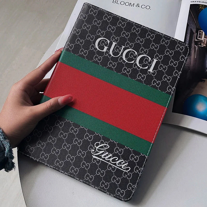 グッチgucciブランド アイパッド プロ 2020/2021 11/12.9インチケース 激安 スタンド機能