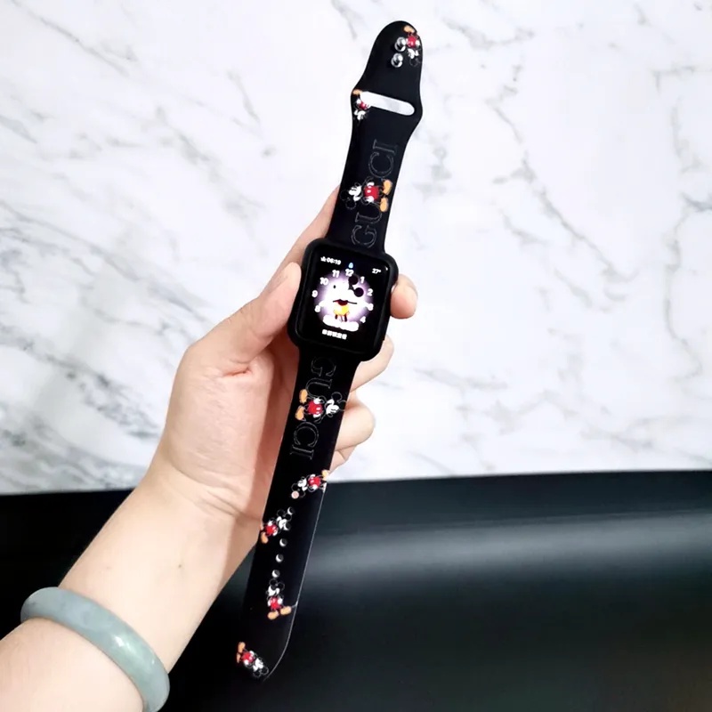 グッチ apple watch 12 11 10 ultra2 49mmシリコンバンド