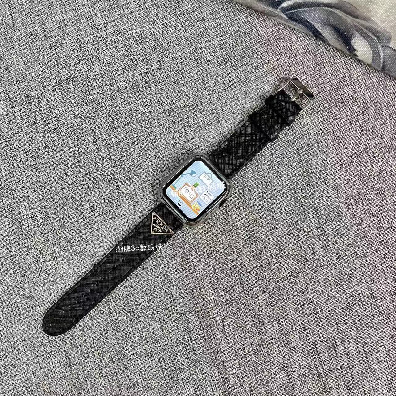 Prada プラダ ブランド アップルウォッチ8/se2/ultra/7バンド モノグラム レザー製 ベルト 腕時計用 黒色 ストラップ