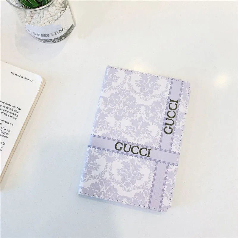 gucciグッチ ブランド アイパッドプロ/ミニ6ケースお洒落スタンド花セレブ保護